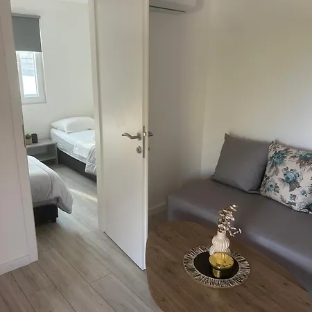 Mobile La Bella בית נופש דראגה